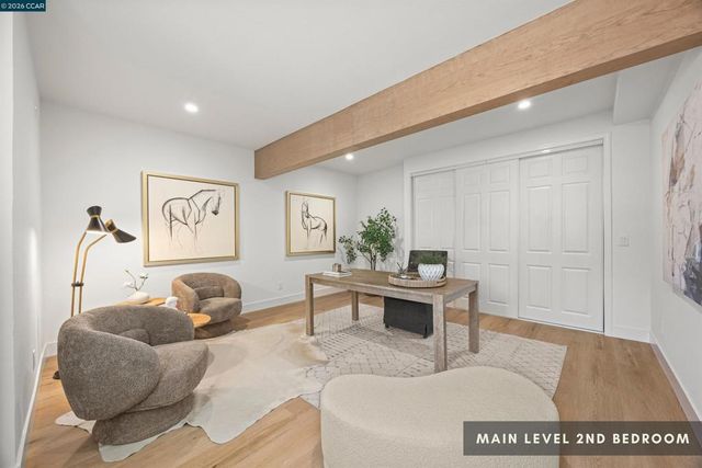 6900 Charing Cross Rd, Berkeley, CA 94705