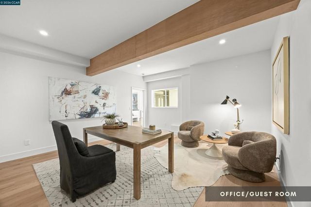 6900 Charing Cross Rd, Berkeley, CA 94705