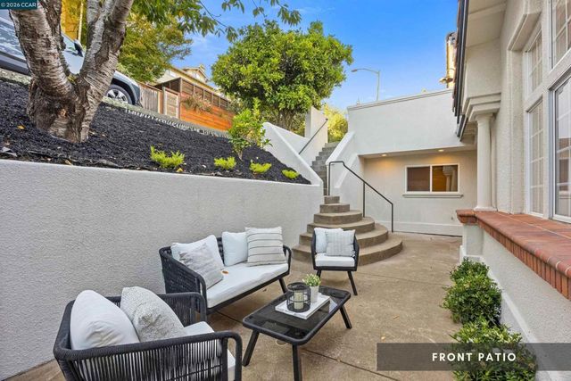 6900 Charing Cross Rd, Berkeley, CA 94705