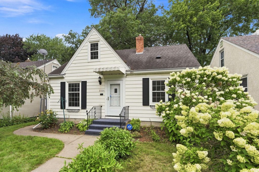3326 Lincoln Street NE, Minneapolis, MN 55418 — photo 3