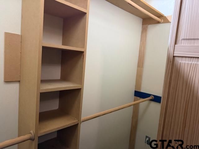 2230 W Grande Blvd, Tyler, TX 75703