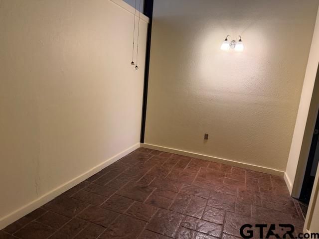 2230 W Grande Blvd, Tyler, TX 75703