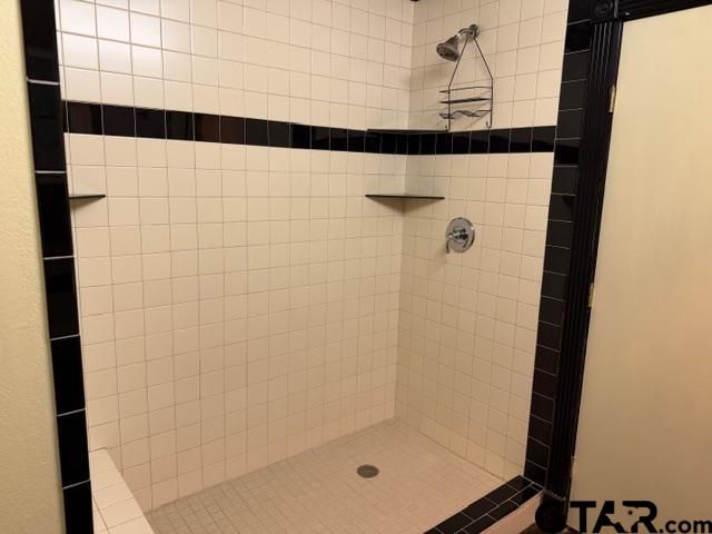 2230 W Grande Blvd, Tyler, TX 75703