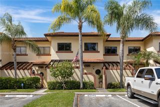 4713 N Pine Island Rd, Sunrise, FL 33351