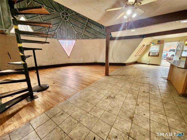 49 Cards Mill Road, Columbia, CT 06237