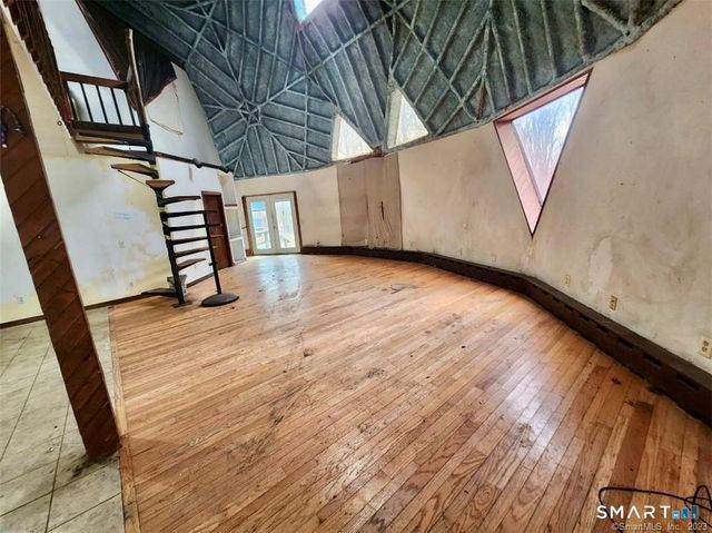 49 Cards Mill Road, Columbia, CT 06237