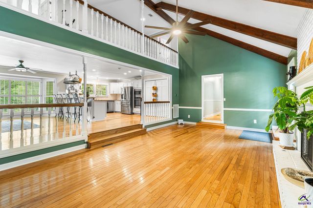 300 Highway 42, Byron, GA 31008