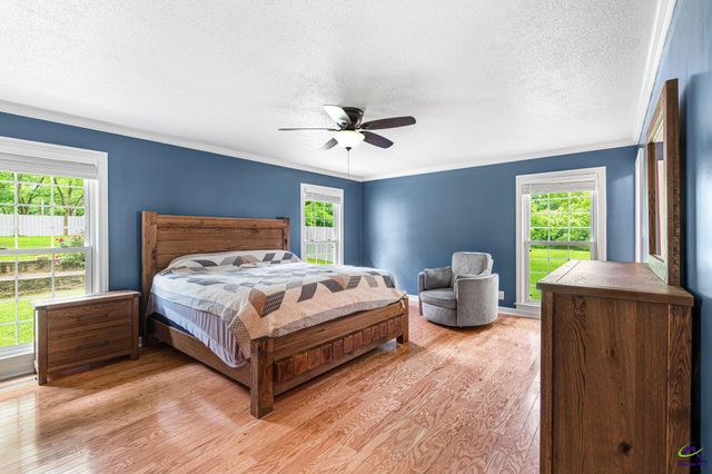 300 Highway 42, Byron, GA 31008