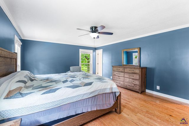 300 Highway 42, Byron, GA 31008