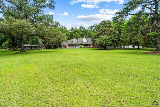 300 Highway 42, Byron, GA 31008