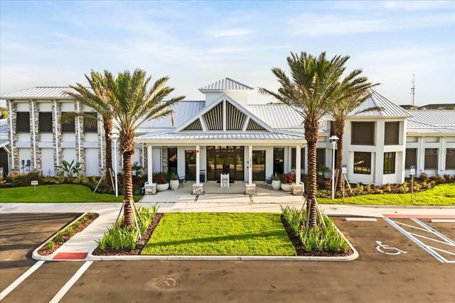 15952 CAPE CORAL LOOP, Clermont, FL 34714