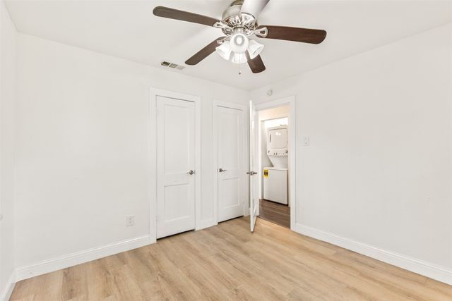 2111 El Capitan Drive, Dallas, TX 75228
