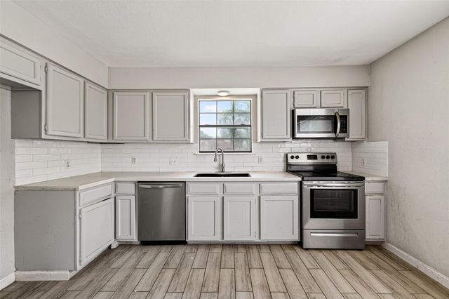 11626 Bexley Drive, Houston, TX 77099