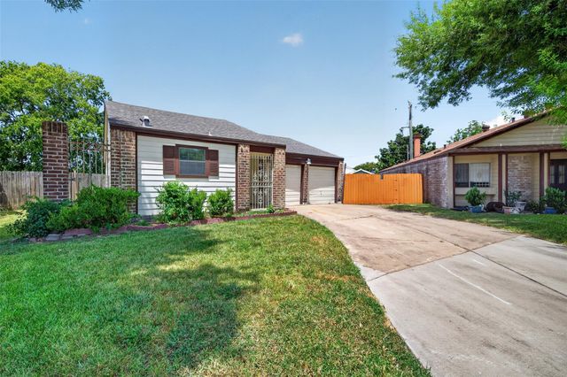 11626 Bexley Drive, Houston, TX 77099