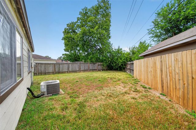 11626 Bexley Drive, Houston, TX 77099