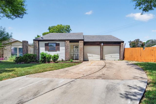 11626 Bexley Drive, Houston, TX 77099