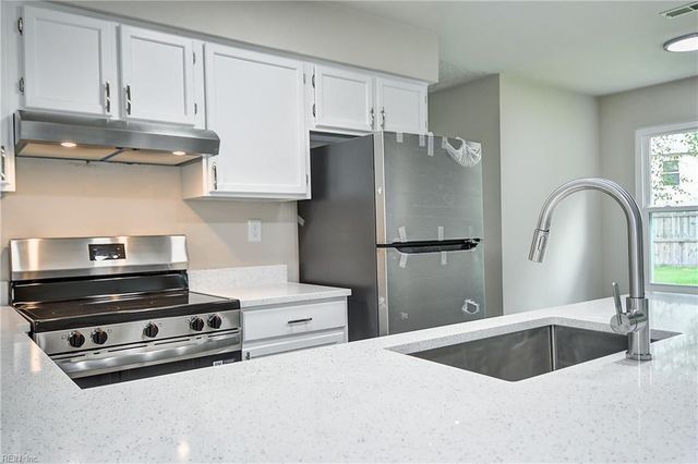 2120 Marymount ARCH, Virginia Beach, VA 23464