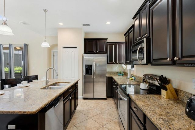 2995 BUCCANEER PALM ROAD, Kissimmee, FL 34747