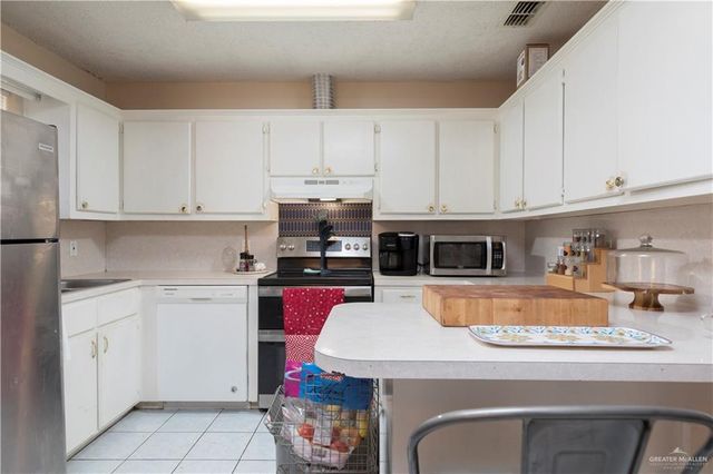 1609 River Bend Drive, Mission, TX 78572