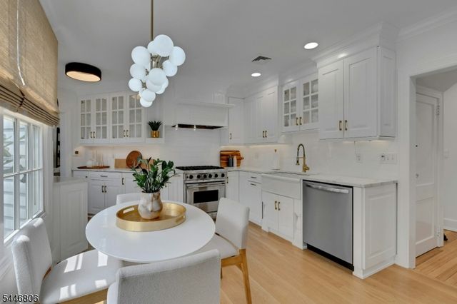 35 Hamilton Rd, Morristown Town, NJ 07960
