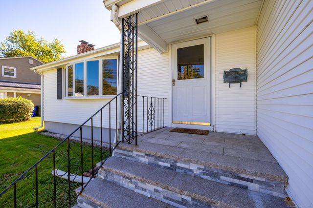 99 Fuller Drive, West Hartford, CT 06117