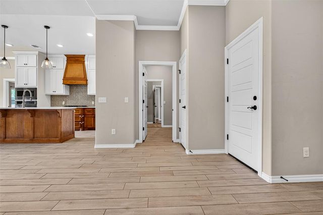14024 Kamber Drive, Yukon, OK 73099