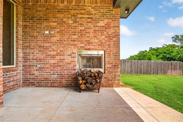 14024 Kamber Drive, Yukon, OK 73099