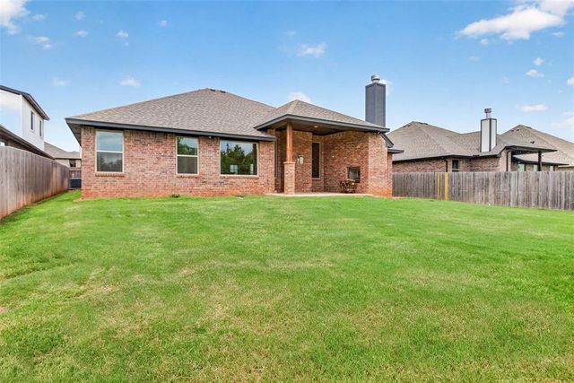 14024 Kamber Drive, Yukon, OK 73099
