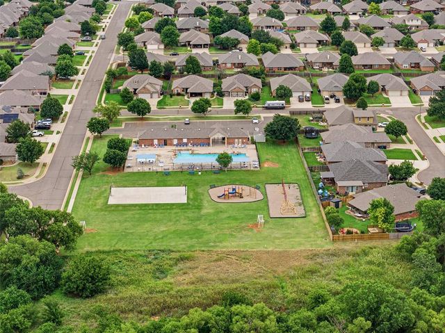 14024 Kamber Drive, Yukon, OK 73099
