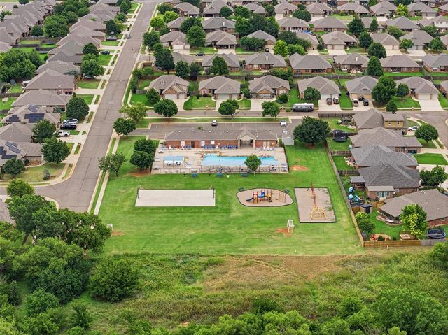 14024 Kamber Drive, Yukon, OK 73099