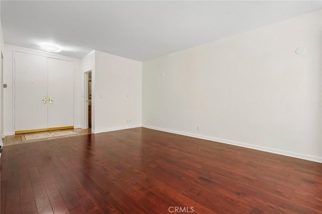 1131 Alta Loma, West Hollywood, CA 90069