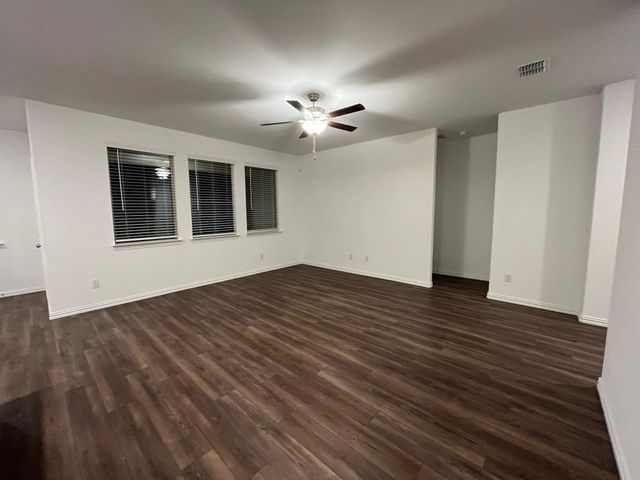 5628 Elwood Drive, Forney, TX 75126