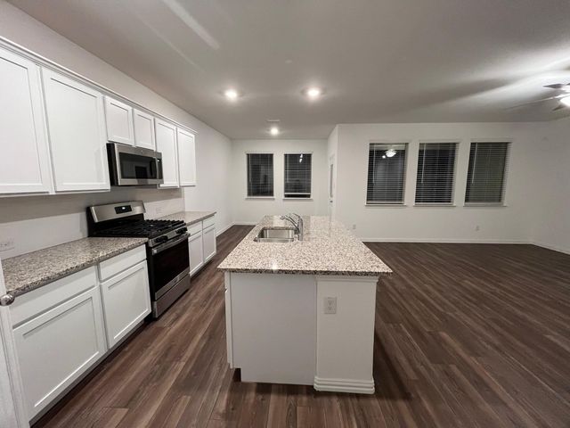 5628 Elwood Drive, Forney, TX 75126