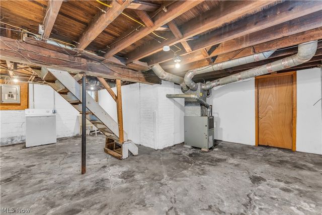 3219 W 112th Street, Cleveland, OH 44111