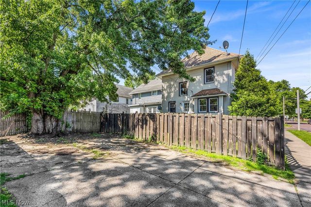 3219 W 112th Street, Cleveland, OH 44111