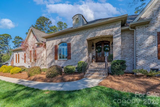 677 Rutledge Avenue, Rock Hill, SC 29732