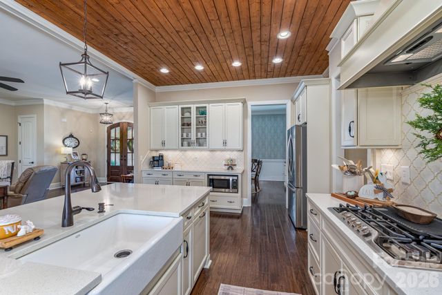 677 Rutledge Avenue, Rock Hill, SC 29732