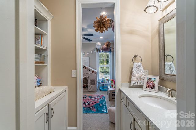 677 Rutledge Avenue, Rock Hill, SC 29732