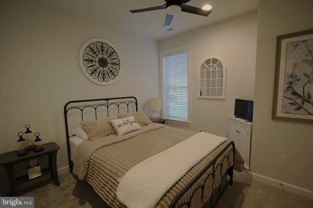 389 HERITAGE SHORES CIR, Bridgeville, DE 19933