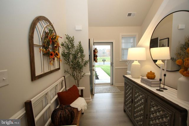 389 HERITAGE SHORES CIR, Bridgeville, DE 19933