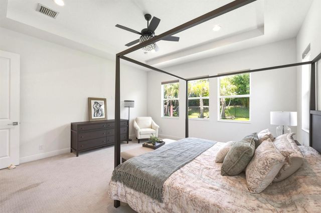 9264 CRESTVIEW Circle, Palm Beach Gardens, FL 33412
