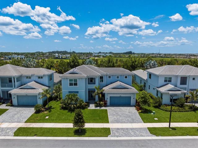9264 CRESTVIEW Circle, Palm Beach Gardens, FL 33412
