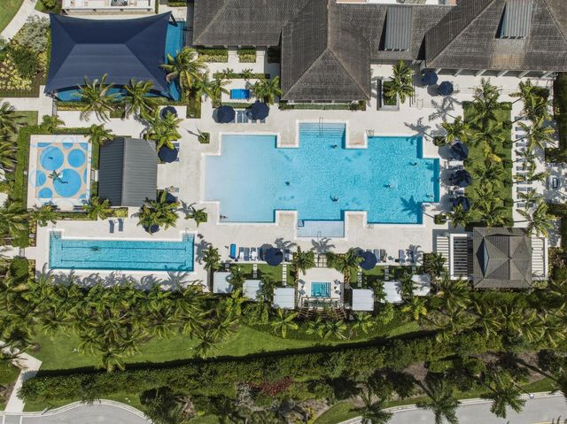 9264 CRESTVIEW Circle, Palm Beach Gardens, FL 33412