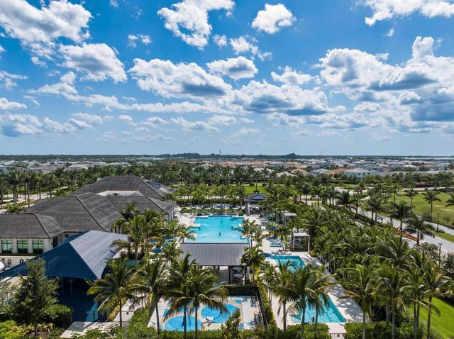 9264 CRESTVIEW Circle, Palm Beach Gardens, FL 33412