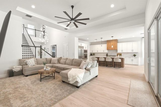 9264 CRESTVIEW Circle, Palm Beach Gardens, FL 33412