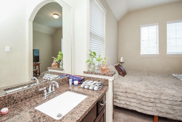 1603 Pecan Branch Drive, Richmond, TX 77406