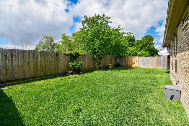 1603 Pecan Branch Drive, Richmond, TX 77406