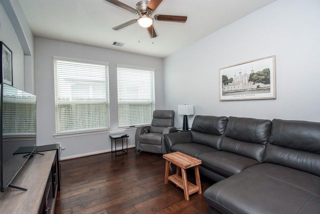 1603 Pecan Branch Drive, Richmond, TX 77406