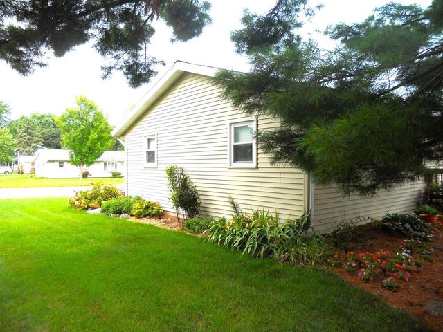 1065 Tara Drive, Sun Prairie, WI 53590