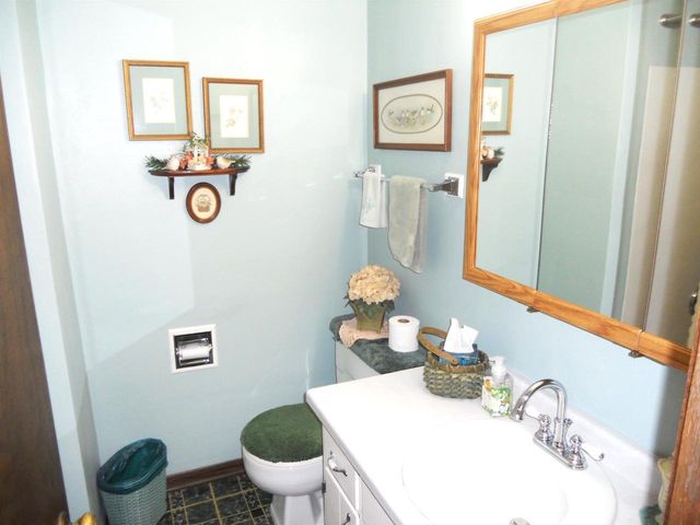 1065 Tara Drive, Sun Prairie, WI 53590